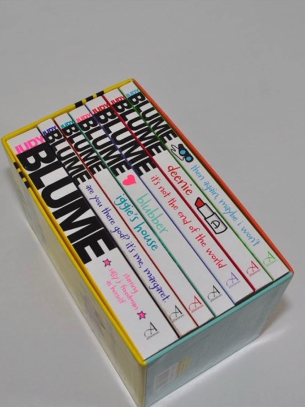 Judy Blume Essentials 7-Book Paperback Collection Box Set - Picture 6 of 9